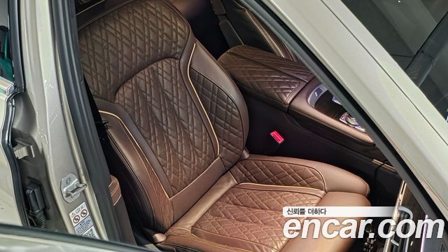 BMW 7 Series (G11) 740Li xDrive Design Pure Excellence 2021 — фото 20