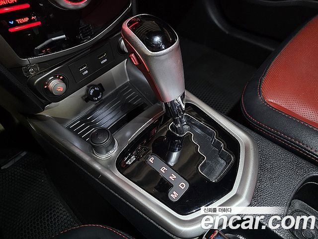 KG Mobility (SsangYong) Tivoli Diesel LX 2WD 2016 — фото 9