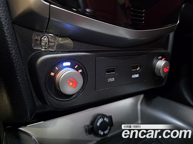 KG Mobility (SsangYong) Tivoli Diesel LX 2WD 2016 — фото 10