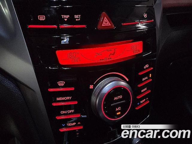 KG Mobility (SsangYong) Tivoli Diesel LX 2WD 2016 — фото 16