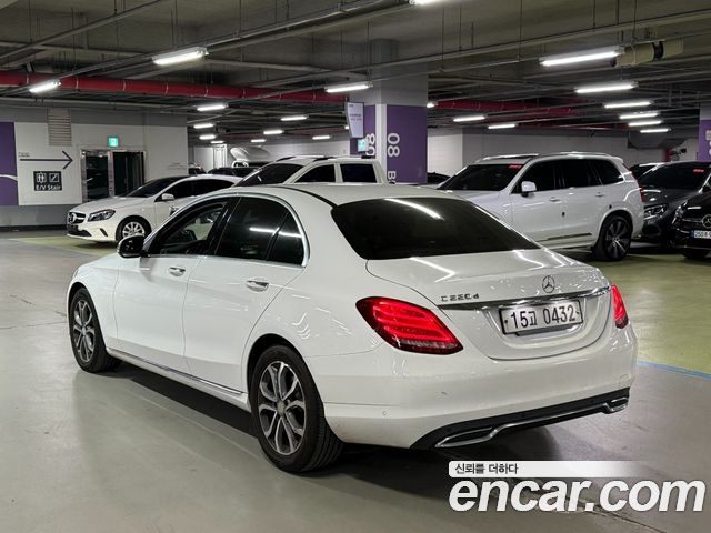Mercedes-Benz C-Class (W205) C220 d Avantgarde 2016 — фото 4