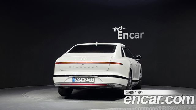 Hyundai Grandeur (GN7) 2,5 Gasoline 2WD Premium 2023 — фото 4