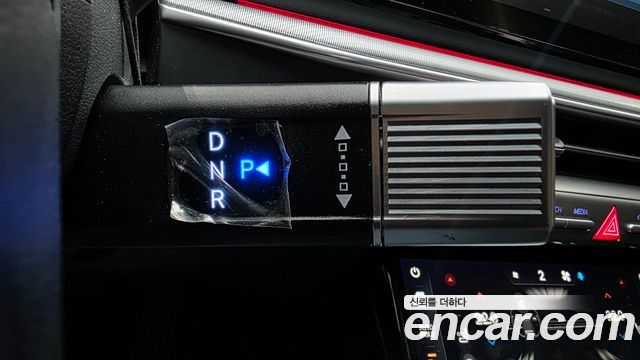 Hyundai Grandeur (GN7) 2,5 Gasoline 2WD Premium 2023 — фото 9