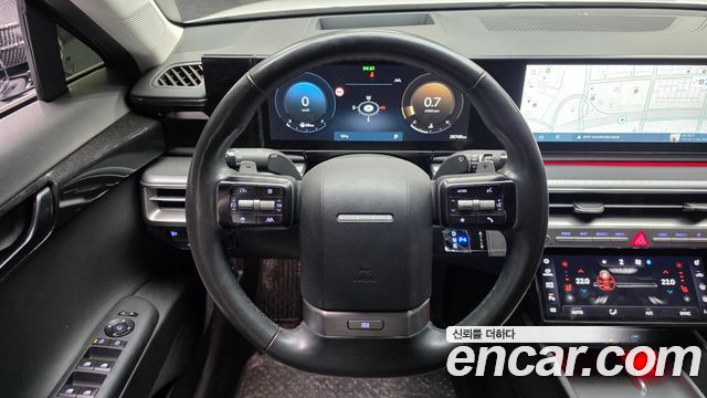 Hyundai Grandeur (GN7) 2,5 Gasoline 2WD Premium 2023 — фото 13