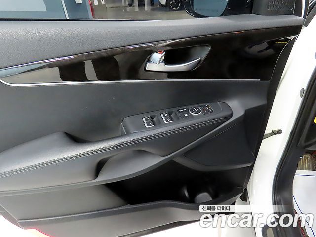 Kia Sorento Diesel 2.0 4WD Noblesse 2017 — фото 16