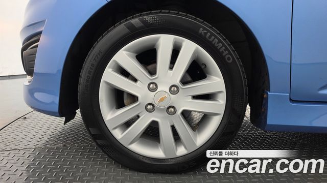 Chevrolet Spark Spark S LT 2014 — фото 5