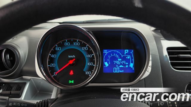 Chevrolet Spark Spark S LT 2014 — фото 8