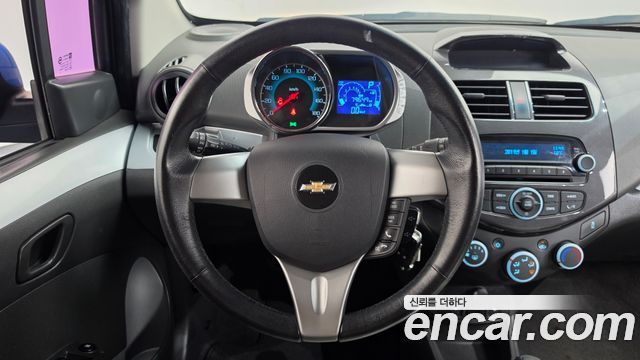 Chevrolet Spark Spark S LT 2014 — фото 17