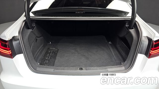 Audi A6 40 TDI Quattro Sprot C7 2016 — фото 20