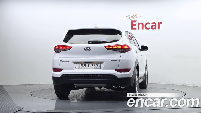 Hyundai Tucson Diesel 1.7 2WD Style 2016 — фото 4