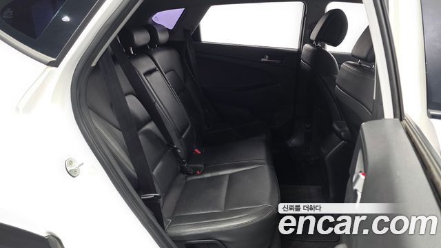 Hyundai Tucson Diesel 1.7 2WD Style 2016 — фото 11