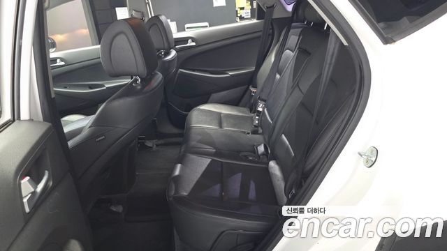 Hyundai Tucson Diesel 1.7 2WD Style 2016 — фото 12