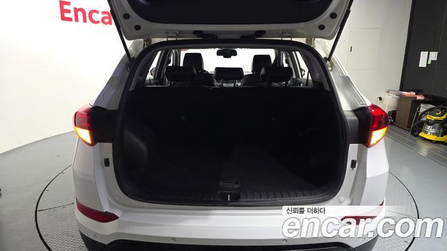 Hyundai Tucson Diesel 1.7 2WD Style 2016 — фото 29