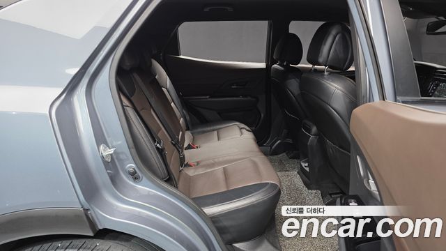 KG Mobility (SsangYong) Beautiful Korando Gasoline 1.5 2WD C5 Plus 2020 — фото 12