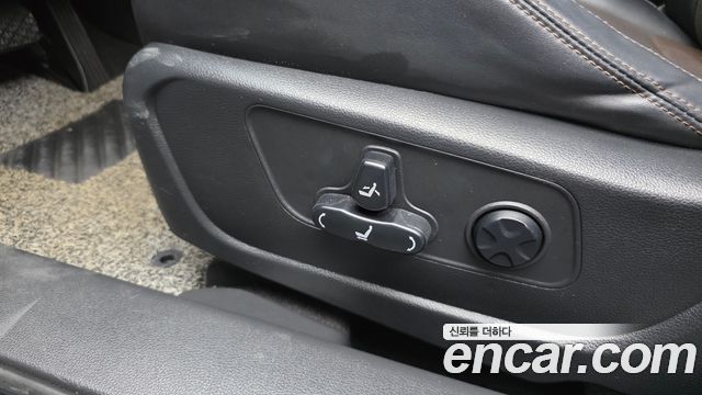 KG Mobility (SsangYong) Beautiful Korando Gasoline 1.5 2WD C5 Plus 2020 — фото 31