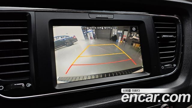 Kia Carnival 9-Seater Prstige 2019 — фото 15