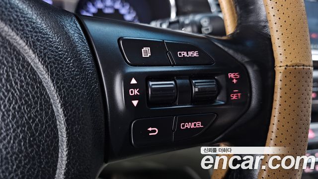 Kia Carnival 9-Seater Prstige 2019 — фото 17