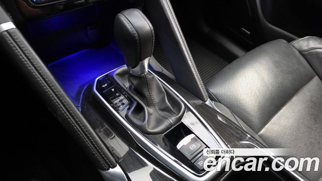 Renault Korea QM6 Diesel 4WD RE Signature 2017 — фото 9