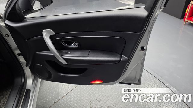 Renault Korea SM5 Platinum LPLI Taxi Deluxe 2014 — фото 24