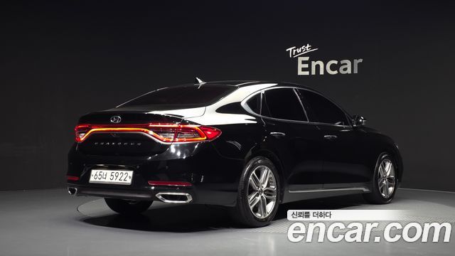 Hyundai Grandeur (IG) 2.4 Premium 2019 — фото 2