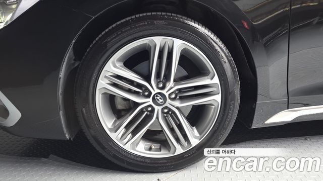 Hyundai Grandeur (IG) 2.4 Premium 2019 — фото 5