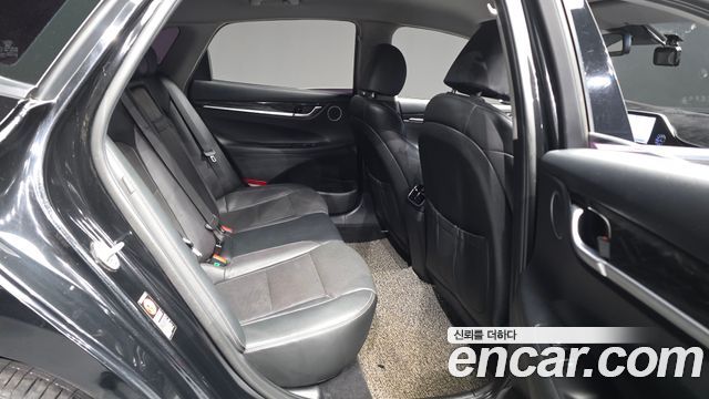 Hyundai Grandeur (IG) 2.4 Premium 2019 — фото 12