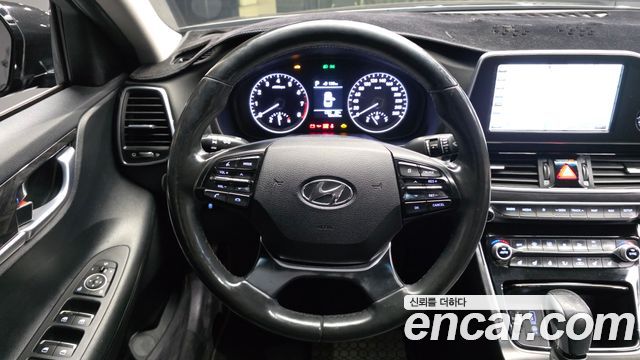 Hyundai Grandeur (IG) 2.4 Premium 2019 — фото 13
