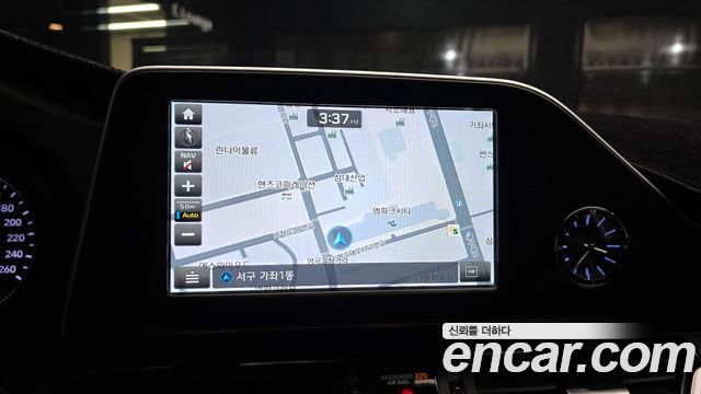 Hyundai Grandeur (IG) 2.4 Premium 2019 — фото 15