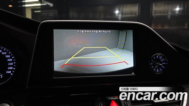 Hyundai Grandeur (IG) 2.4 Premium 2019 — фото 16