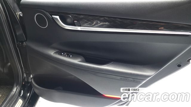 Hyundai Grandeur (IG) 2.4 Premium 2019 — фото 25