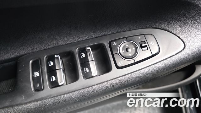 Hyundai Grandeur (IG) 2.4 Premium 2019 — фото 27