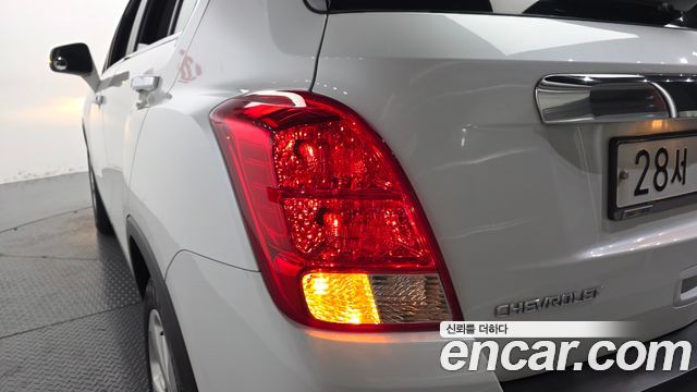 Chevrolet Trax 1.4 Premium 2015 — фото 23