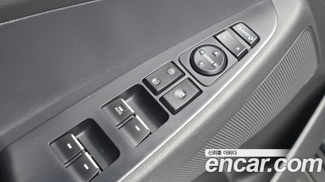 Hyundai Tucson Gasoline 1.6 turbo 2WD Modern 2019 — фото 12