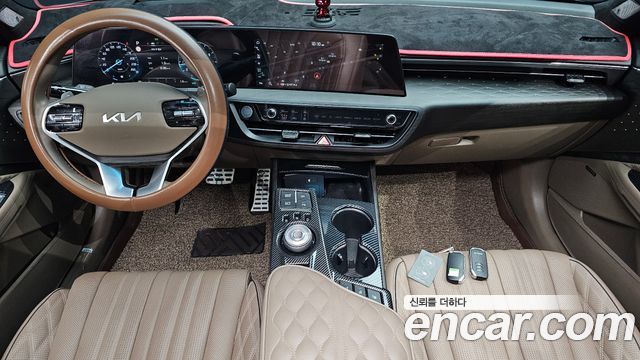 Kia K8 2.5 Gasoline 2WD Signature Special 2023 — фото 7