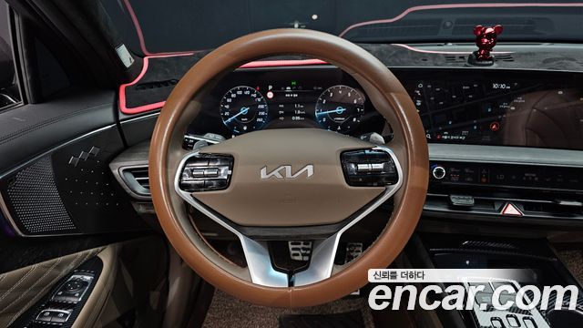 Kia K8 2.5 Gasoline 2WD Signature Special 2023 — фото 13