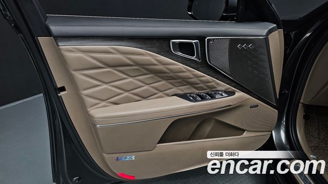 Kia K8 2.5 Gasoline 2WD Signature Special 2023 — фото 24