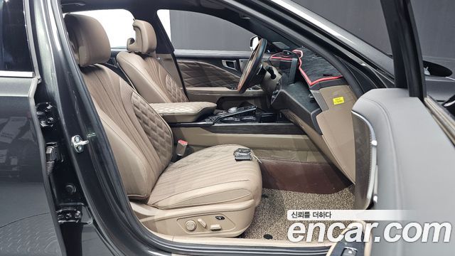 Kia K8 2.5 Gasoline 2WD Signature Special 2023 — фото 26