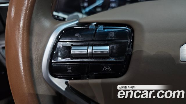 Kia K8 2.5 Gasoline 2WD Signature Special 2023 — фото 30