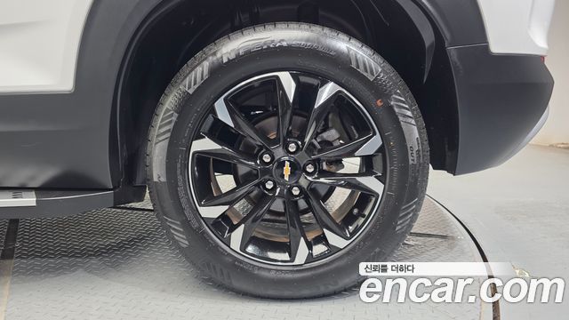 Chevrolet Trailblazer 1.3 Turbo 2WD Premier 2022 — фото 21