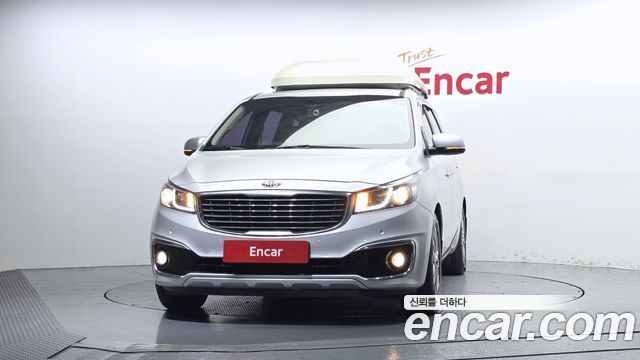 Kia Carnival 9-seater Prestige 2015 — фото 1