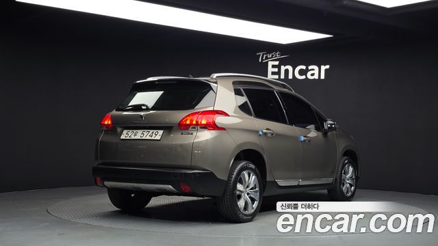 Peugeot 2008 1.6 BlueHDi Feline 2016 — фото 2