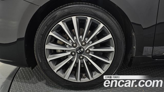 Kia K7 2.4 GDI Limited 2017 — фото 5