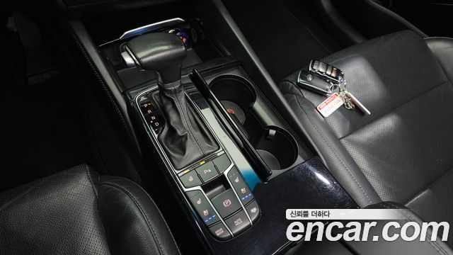 Kia K7 2.4 GDI Limited 2017 — фото 9