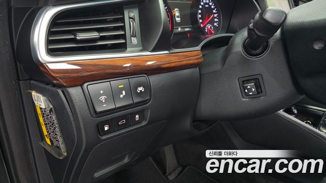 Kia K7 2.4 GDI Limited 2017 — фото 18