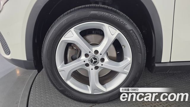 Mercedes-Benz GLA-Class (X156) GLA220 2018 — фото 5
