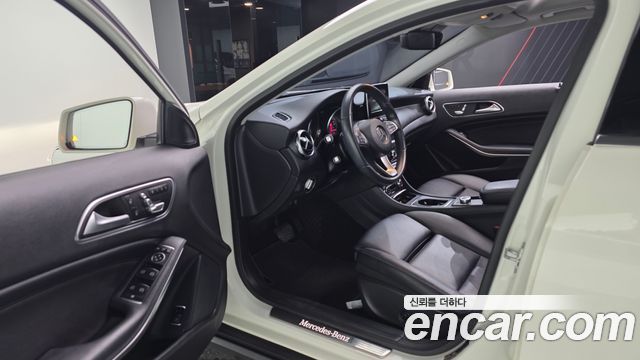 Mercedes-Benz GLA-Class (X156) GLA220 2018 — фото 10