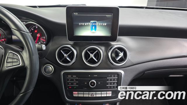 Mercedes-Benz GLA-Class (X156) GLA220 2018 — фото 15