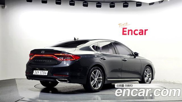 Hyundai Grandeur (IG) 3.0 Modren Basic (Rental car) 2018 — фото 2