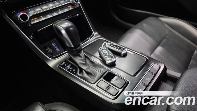 Hyundai Grandeur (IG) 3.0 Modren Basic (Rental car) 2018 — фото 9