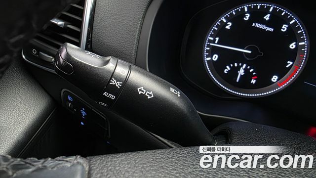 Hyundai Grandeur (IG) 3.0 Modren Basic (Rental car) 2018 — фото 16